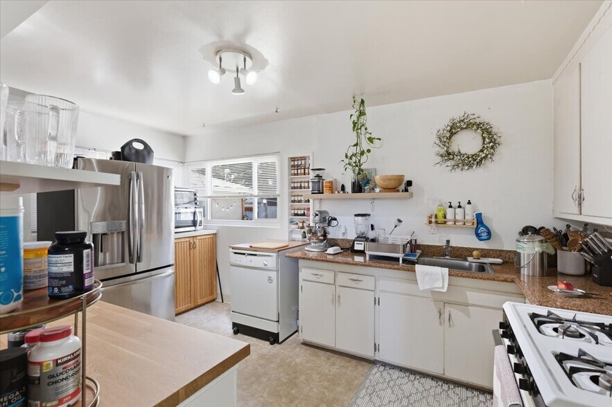 More Photos Of 882-898 W Tennyson Rd, Hayward Apartments For Sale