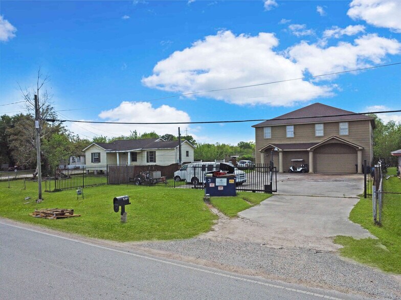 More Photos Of 13301 & 13309 Reeveston Road, Houston Land For Sale