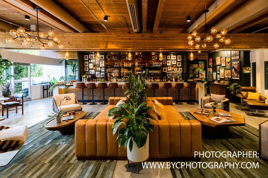 Primary Photo Of 4444 W Lakeside Dr, Burbank Office For Lease