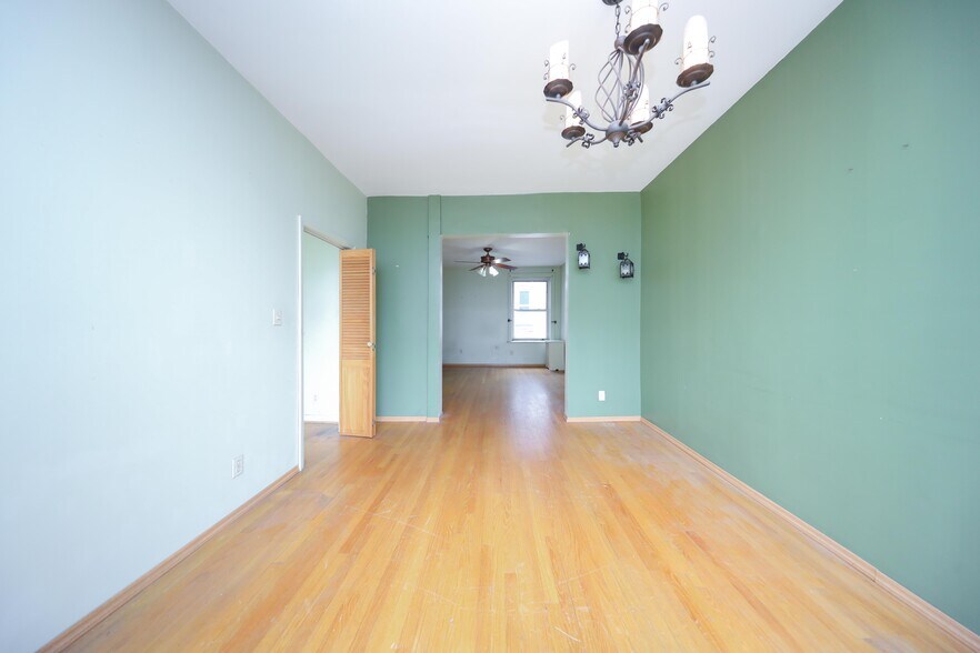 More Photos Of 4518 11th Ave, Brooklyn Storefront Retail Residential For Sale