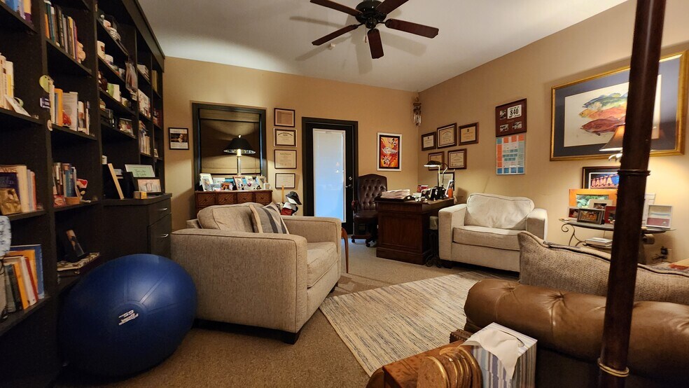 More Photos Of 900 Garden Gate Cir, Pensacola Medical For Sale