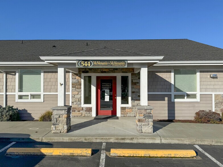 More Photos Of 542-544 N 5th Ave, Sequim Medical For Sale