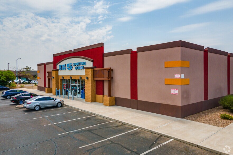 More Photos Of 10214 N Metro Pky, Phoenix Unknown For Lease