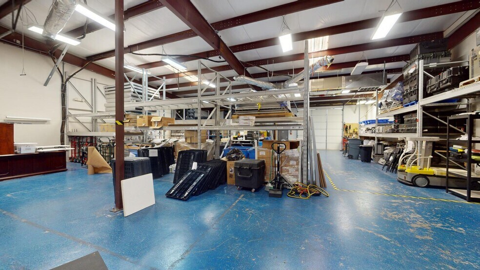 More Photos Of 2001 Windy Ter, Cedar Park Light Distribution For Sale