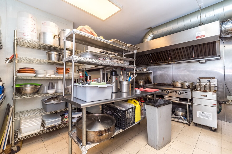 More Photos Of 9 Church St, Lambertville General Retail For Sale