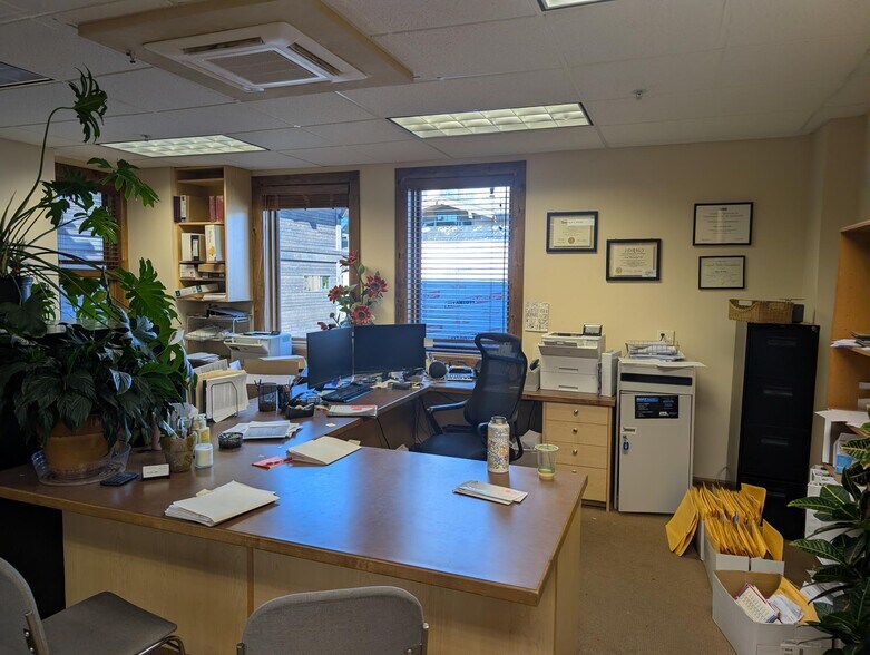 More Photos Of 120 2nd Ave N, Ketchum Medical For Sale