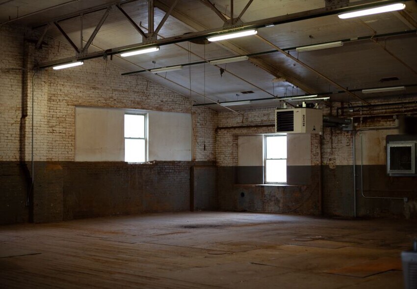 More Photos Of , Clarksville Industrial For Sale