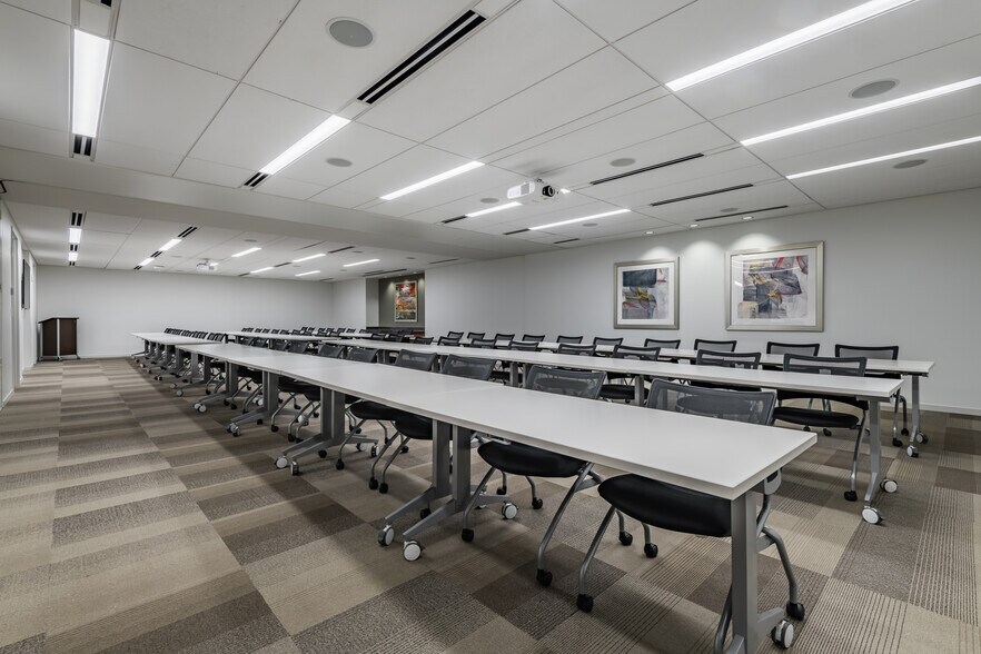 More Photos Of 55 Ivan Allen Blvd NW, Atlanta Office For Lease