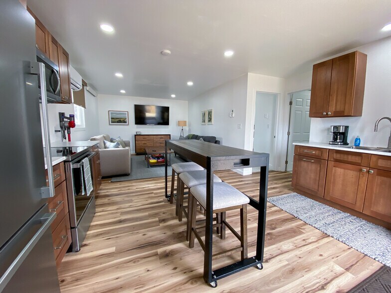 More Photos Of 605 SD Highway 25 S, De Smet Specialty For Sale