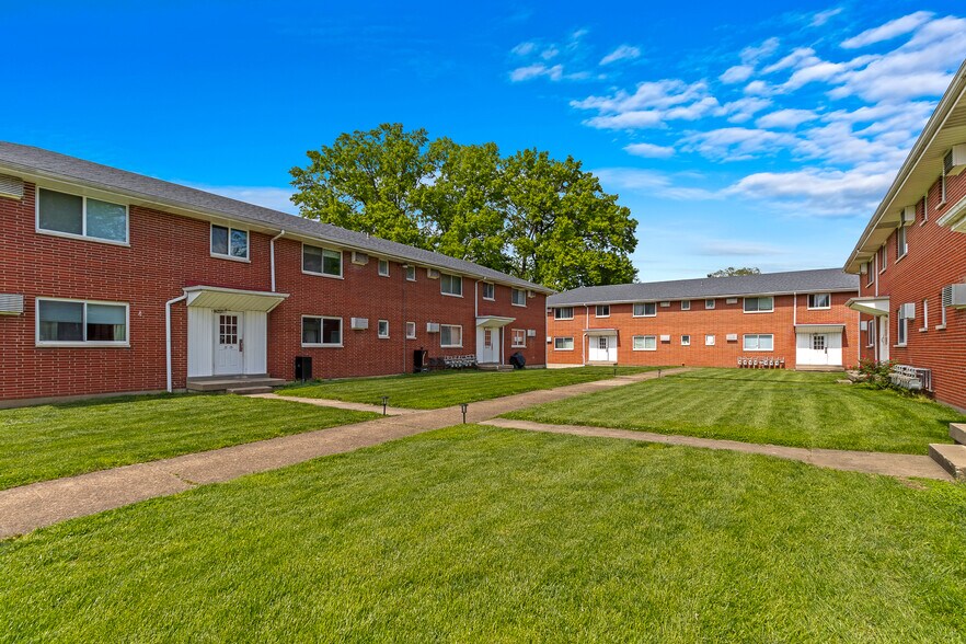 More Photos Of 820 French St, Jeffersonville Apartments For Sale