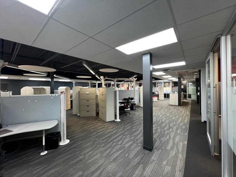 More Photos Of 430077 Range Road 261, Ponoka Office For Lease