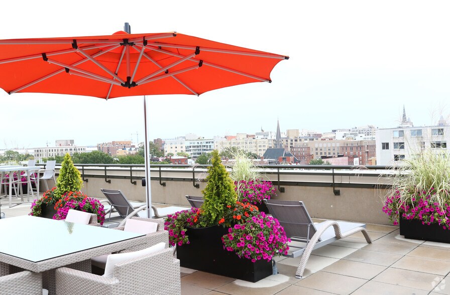 More Photos Of 1425 P St NW, Washington Apartments For Lease