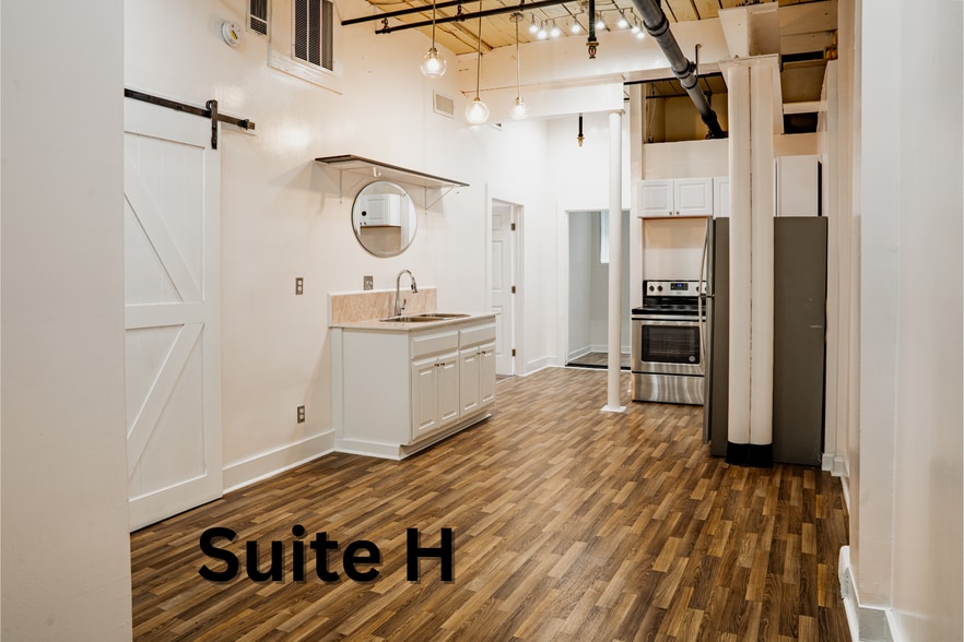 More Photos Of 555 Whitehall St SW, Atlanta Distribution For Lease