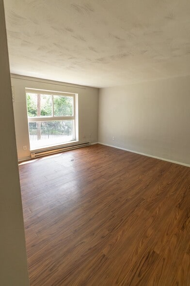 More Photos Of 650 Straight St, Cincinnati Apartments For Sale