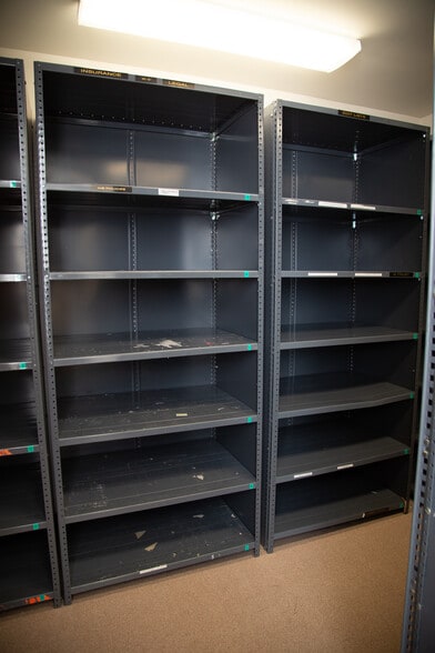 More Photos Of 2710 Delta Pl, Colorado Springs Office For Sale