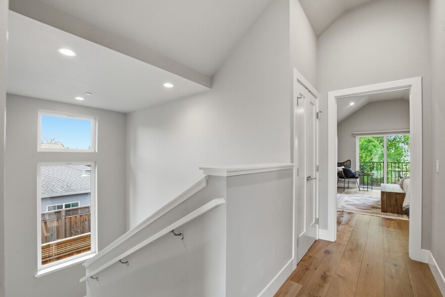 More Photos Of 47-49 Ursuline Rd, Santa Rosa Apartments For Sale