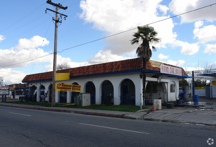 More Photos Of 2523 Brundage Ln, Bakersfield Specialty For Sale