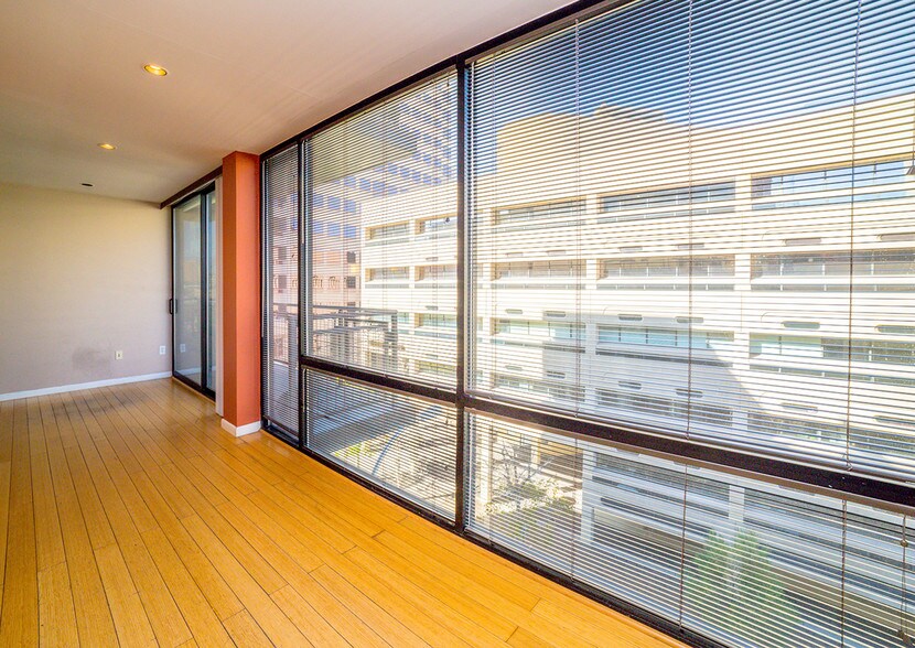 More Photos Of 220 Copper Ave NW, Albuquerque Office For Sale