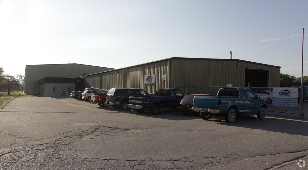 Primary Photo Of 14901 Chandler Rd, Omaha Warehouse For Sale