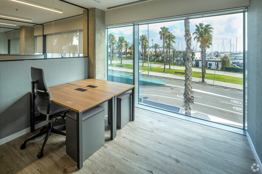 More Photos Of 99-101 Passeig de Joan de Borbó Comte de Barcelona, Barcelona Coworking Space