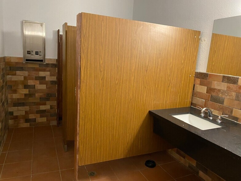 More Photos Of 8615 Highway 33, Westley Restaurant For Sale