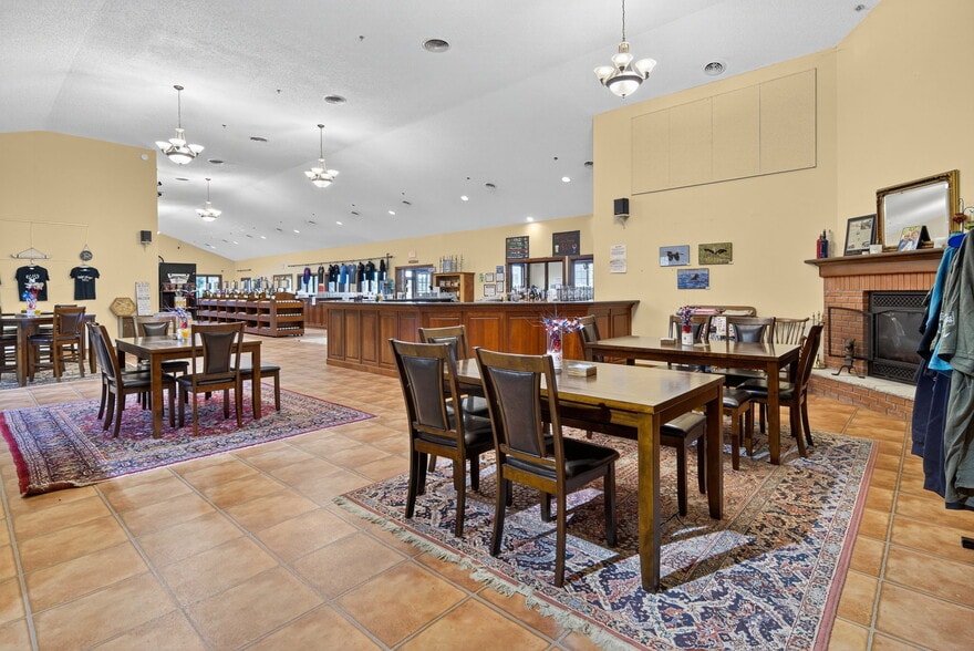 More Photos Of 4200 NY-14, Geneva Specialty For Lease