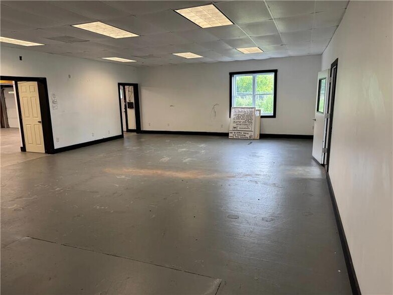 More Photos Of 22252 Us-11, Watertown Freestanding For Sale