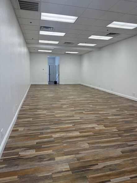 More Photos Of 3167 Fowler Ave, Clovis Storefront Retail Residential For Lease