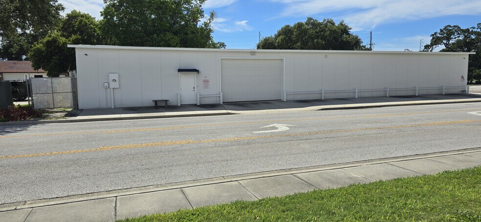 More Photos Of 1141 Pierce St, Clearwater Warehouse For Sale