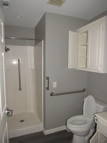 More Photos Of 4318 W Crawford St, Denison Assisted Living For Sale