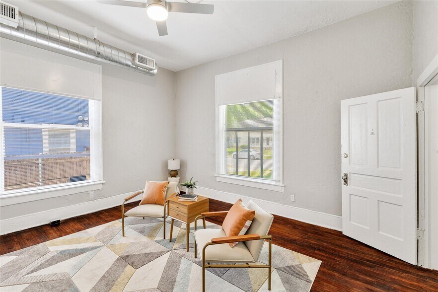 More Photos Of 4630 Junius St, Dallas Multifamily For Sale