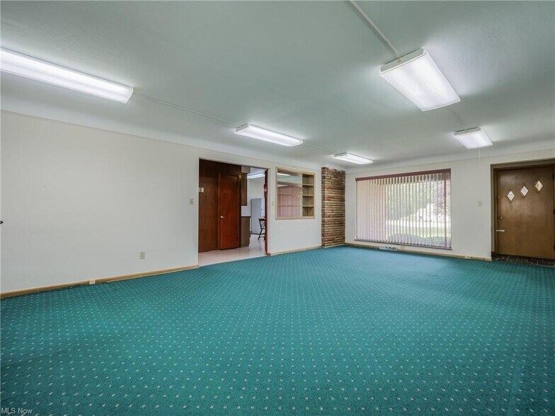 More Photos Of 31255 Lorain Rd, Cleveland Office Residential For Sale