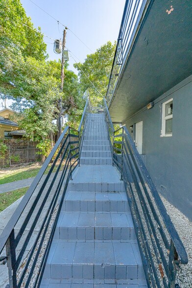 More Photos Of 1181-1191 NW 8th Street Rd, Miami Apartments For Sale