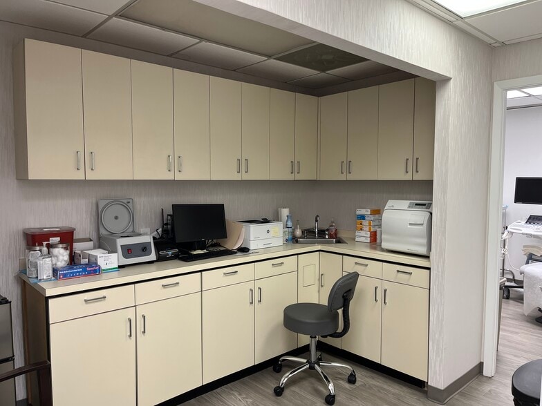 More Photos Of 233 E Shore Rd, Great Neck Medical For Sale