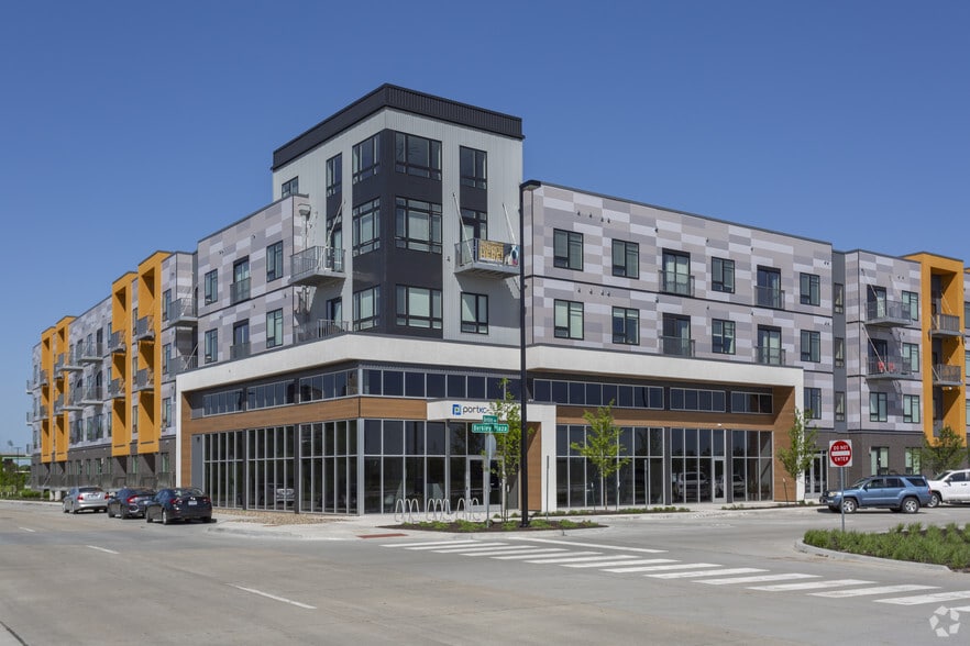 More Photos Of 1000 Berkley Pky, Kansas City Apartments For Sale