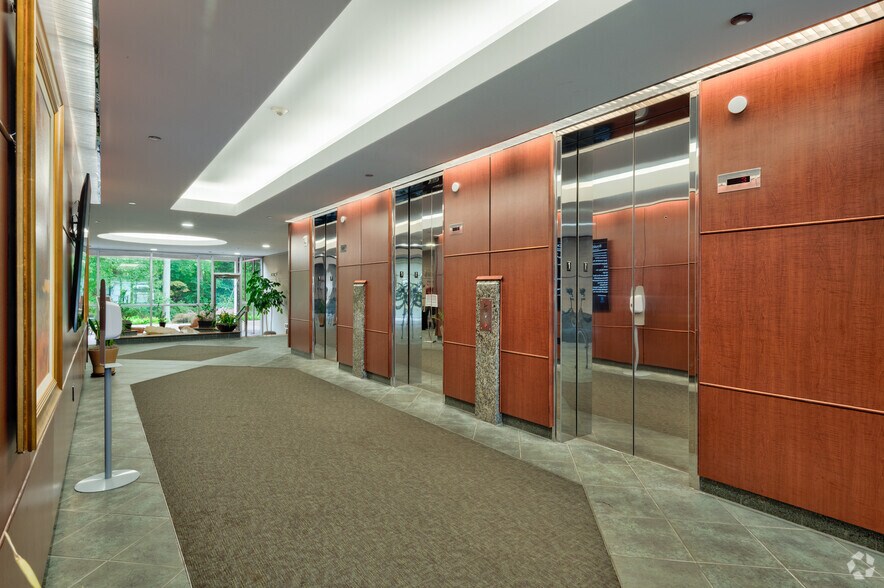 More Photos Of 7501 Boulder View Dr, North Chesterfield Unknown For Lease