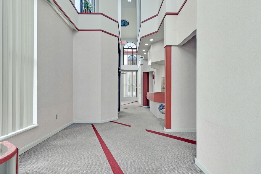 More Photos Of 3120 Collins Ferry Rd, Morgantown Medical For Sale