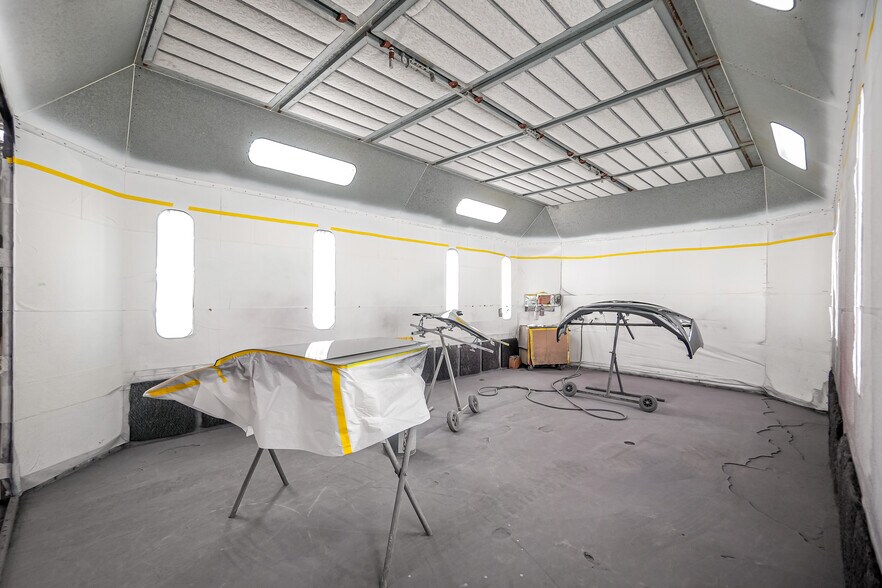 More Photos Of 2323 Nevin Ave, Richmond Auto Repair For Sale