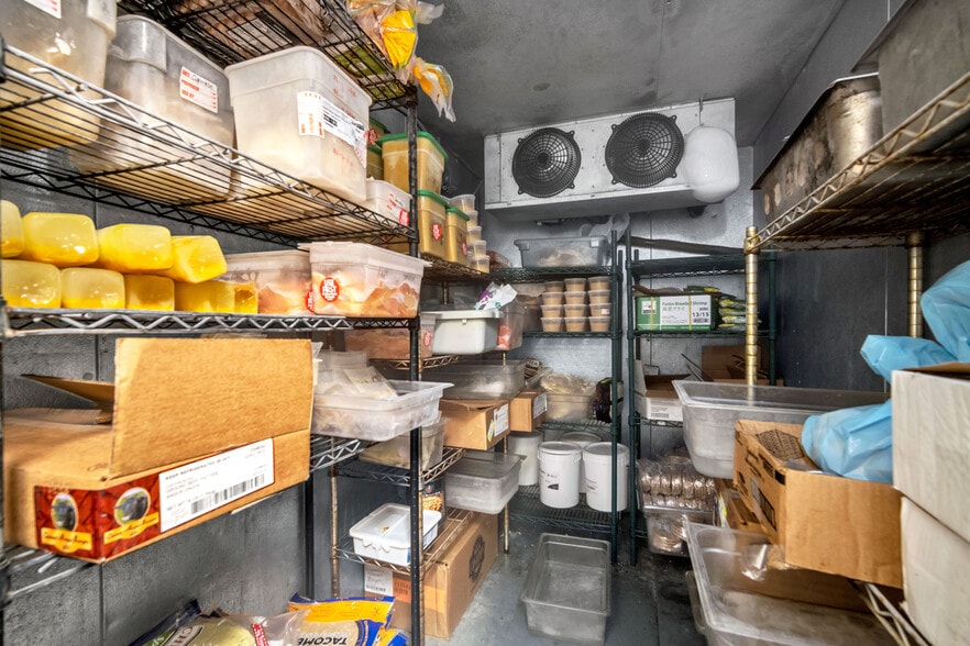 More Photos Of 21316 Saint Andrews Blvd, Boca Raton Restaurant For Sale