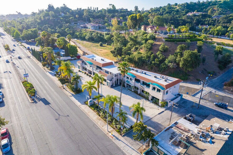 More Photos Of 1030 E Route 66, Glendora Office For Lease