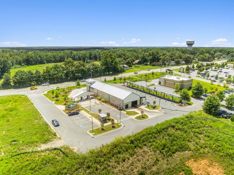 More Photos Of 3555 Highway 81 E, McDonough Carwash For Sale