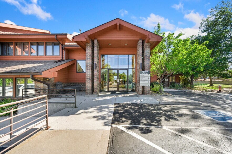 More Photos Of 1429 W 29th St, Loveland Office For Sale