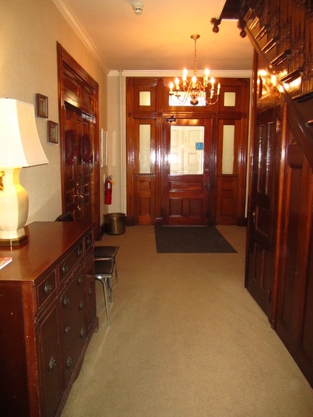 More Photos Of 227 Hamburg Tpke, Pompton Lakes Medical For Lease