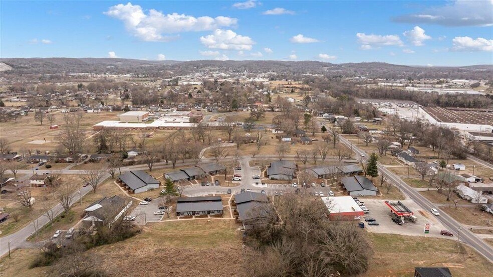 More Photos Of 101 Longview Dr, Russellville Apartments For Sale