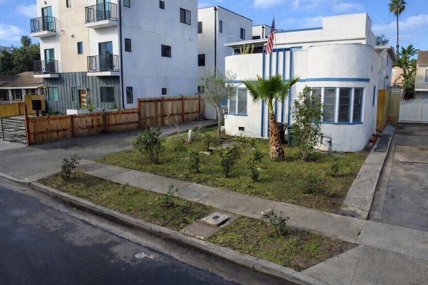 More Photos Of 2629 S Garth Ave, Los Angeles Multifamily For Sale