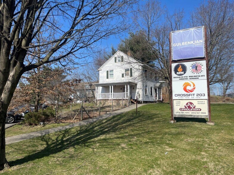 More Photos Of 16 Beaver Brook Rd, Danbury Warehouse For Lease