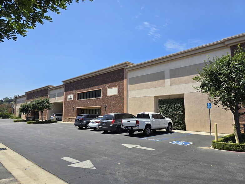 More Photos Of 920-968 W Palomares Ave, La Verne Warehouse For Lease