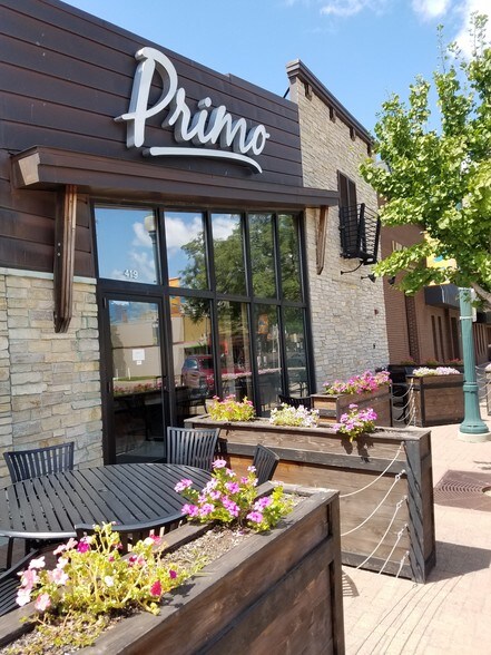 More Photos Of 419 Main St, Cedar Falls Storefront For Sale