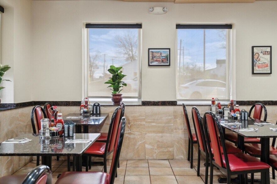 More Photos Of 2708 Limekiln Pike, Glenside Restaurant For Sale