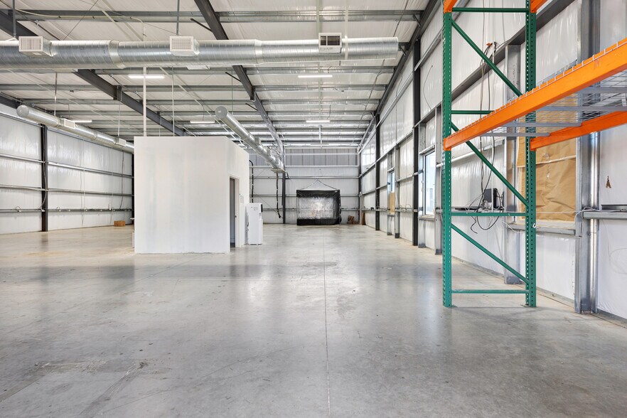 More Photos Of 19962 Franz Rd, Katy Warehouse For Lease